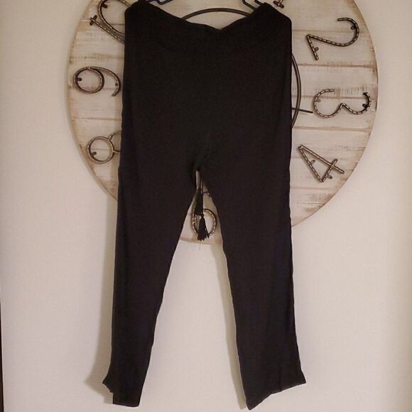 🏝Linen crepe pants. Tassel tie elastic waist 🏝 - Picture 2 of 5